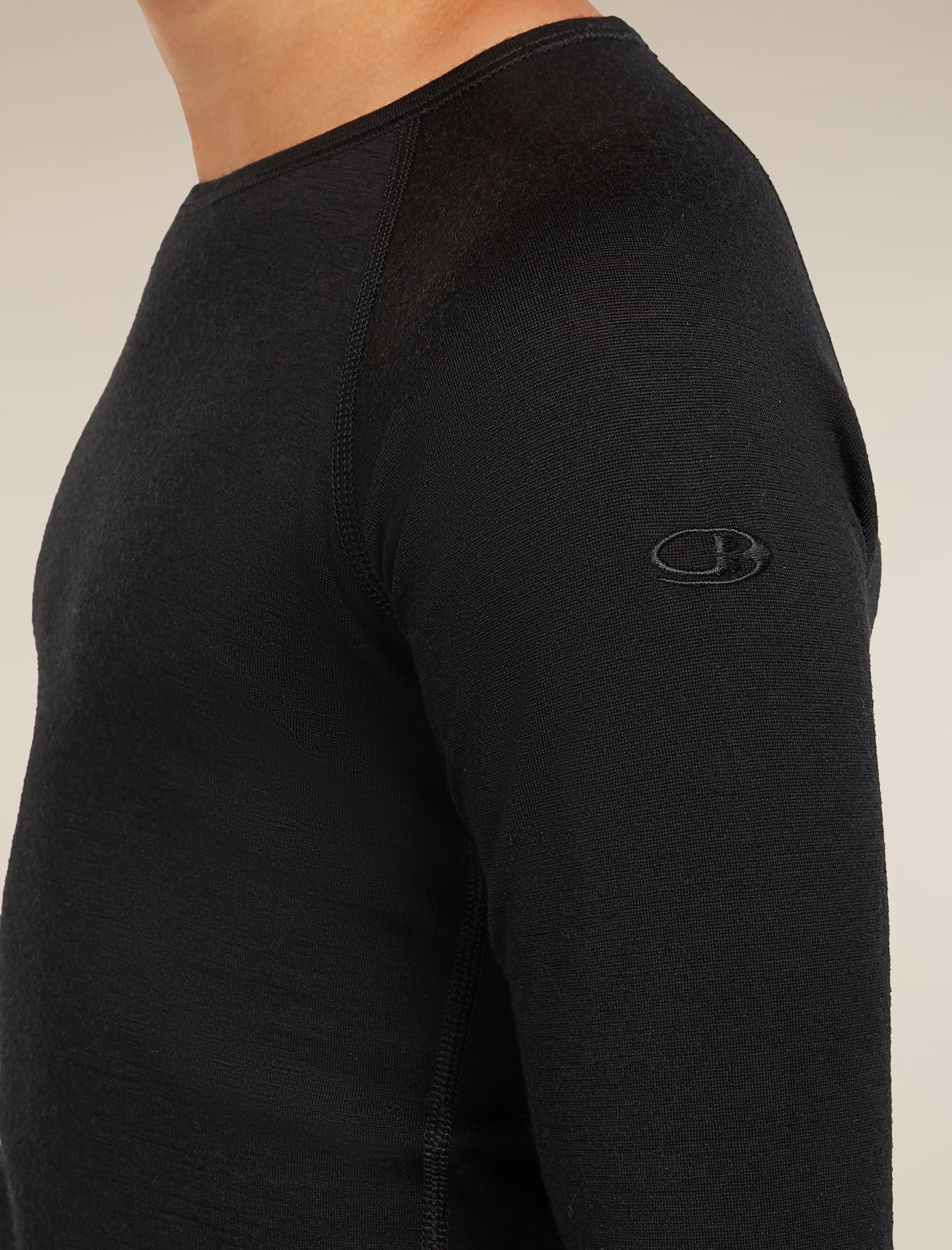 Kids’ Merino 200 Oasis Long Sleeve Crewe Thermal Top - Image 8